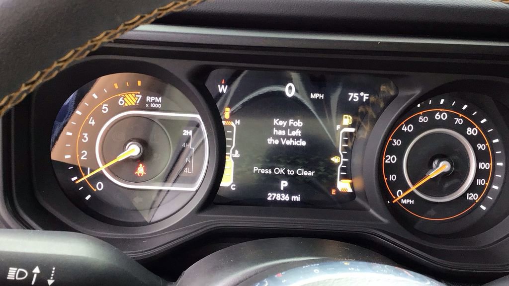 Used 2024 Jeep Wrangler Sahara w/ Safety Group image 21