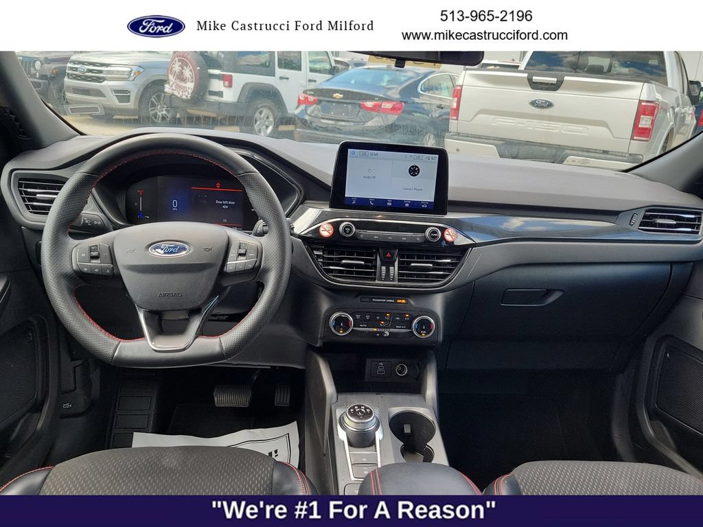 Certified 2025 Ford Escape ST-Line FWD image 10