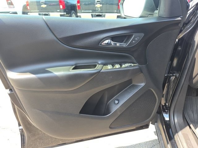 Used 2024 Chevrolet Equinox LT AWD/4WD image 18