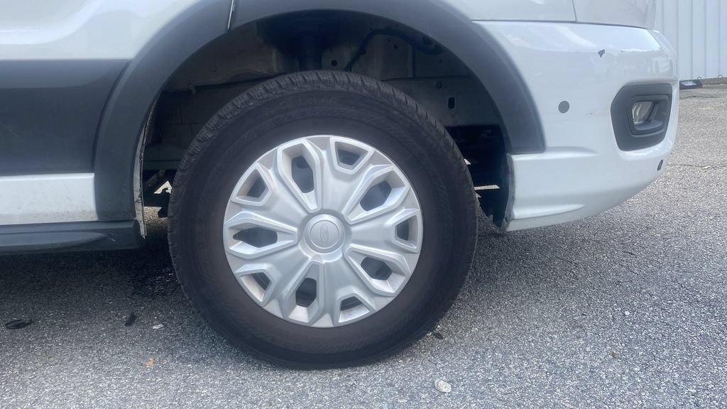 Certified 2025 Ford Transit 350 XLT RWD image 10