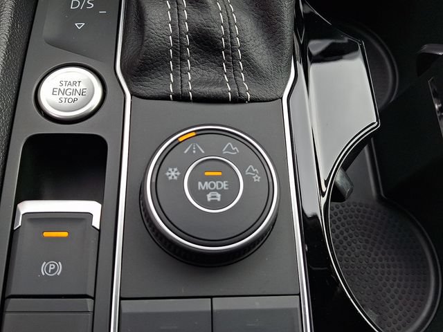 Used 2021 Volkswagen Atlas SEL Premium AWD/4WD image 26
