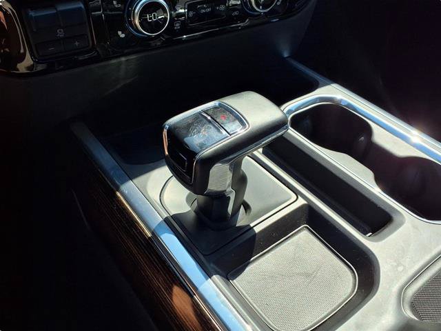 Used 2024 GMC Sierra 1500 Elevation w/ Elevation Premium Package AWD/4WD image 11