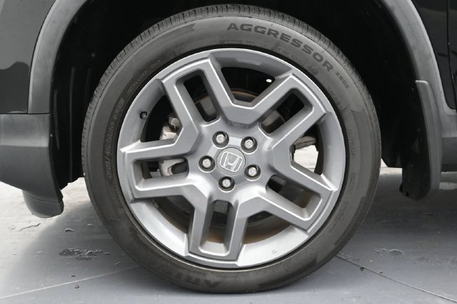 Used 2023 Honda Passport EX-L image 9