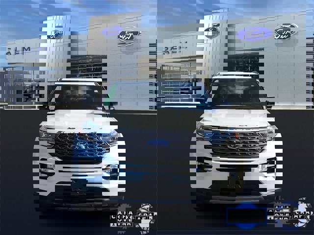 Certified 2023 Ford Explorer XLT w/ Equipment Group 202A image 7