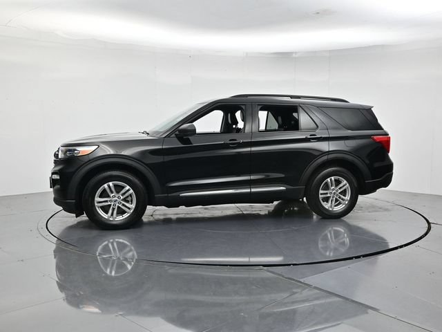 Certified 2023 Ford Explorer XLT w/ Equipment Group 202A AWD/4WD image 7