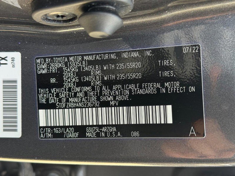 Used 2022 Toyota Highlander Platinum image 29