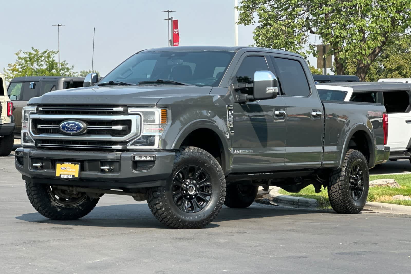 Certified 2021 Ford F350 Platinum w/ Tremor Off-Road Package AWD/4WD image 1