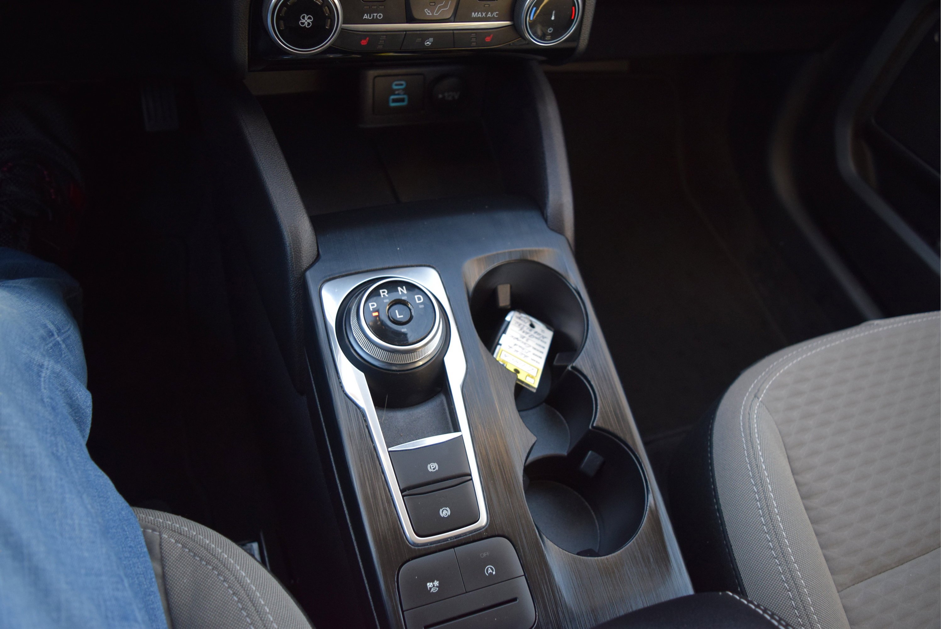 Certified 2022 Ford Escape SE w/ Cold Weather Package image 14