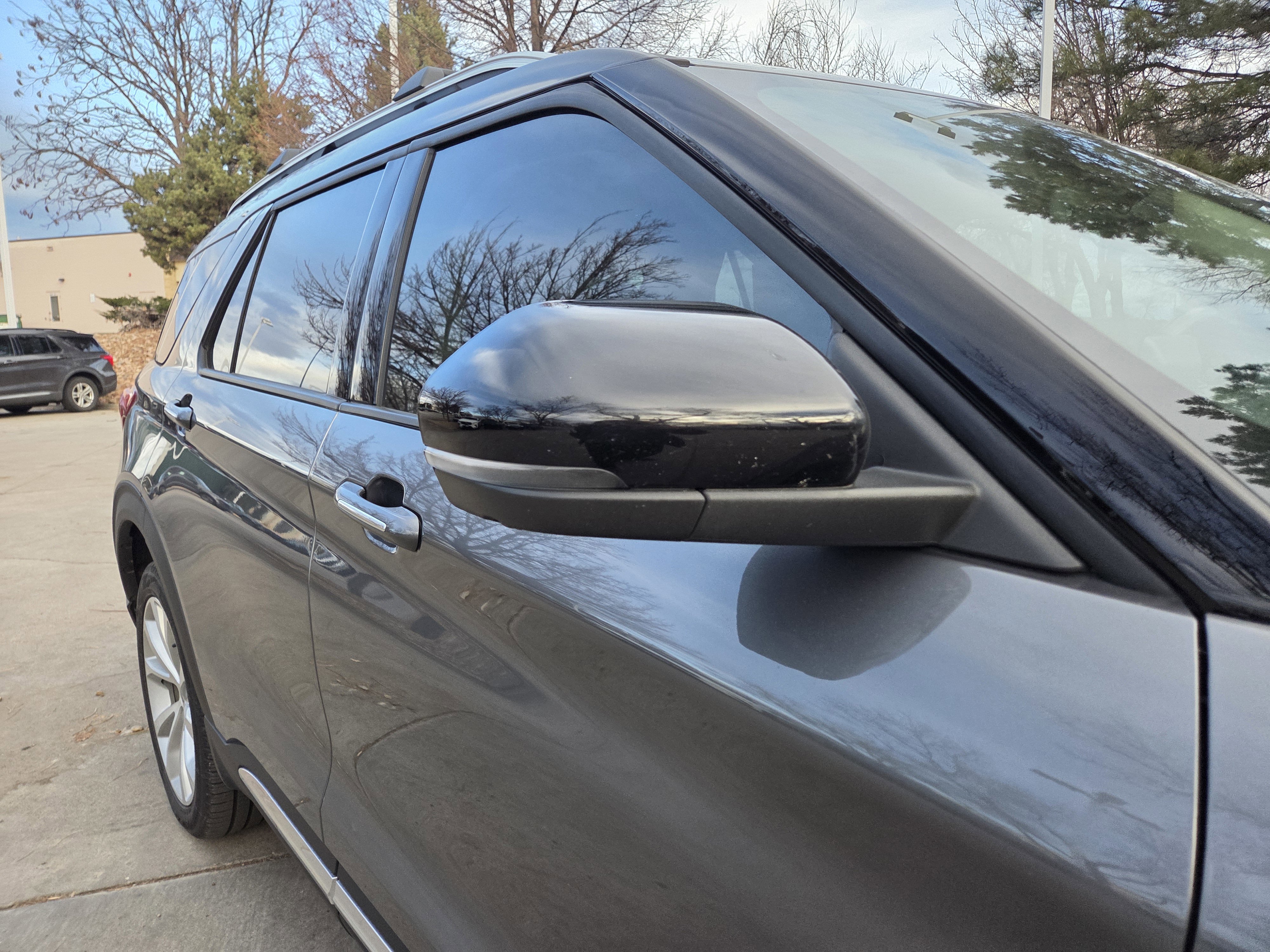 Certified 2022 Ford Explorer Platinum w/ Technology Package image 13