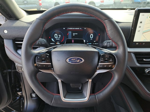 Certified 2025 Ford Explorer ST-Line image 28
