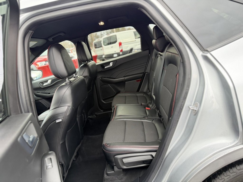 Certified 2023 Ford Escape ST-Line image 12