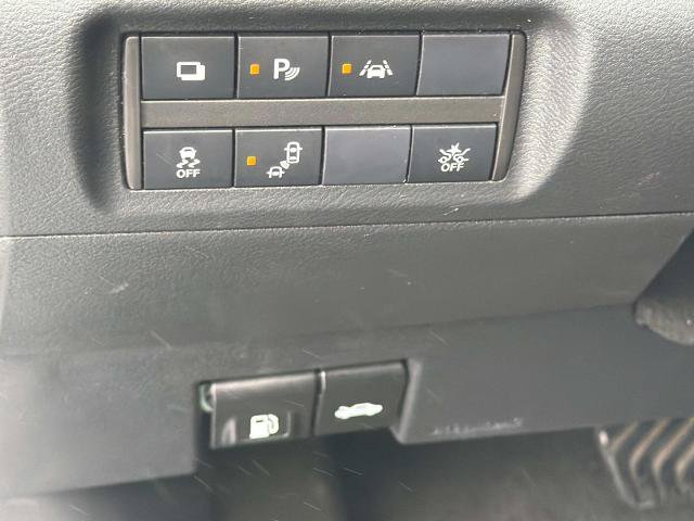 Used 2024 Nissan Kicks S FWD image 12