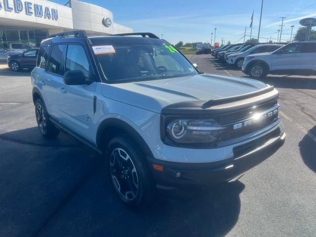 Certified 2024 Ford Bronco Sport Outer Banks w/ Tech Package AWD/4WD image 3
