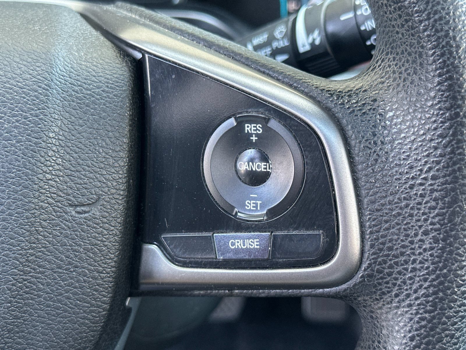 Used 2018 Honda Civic EX image 29