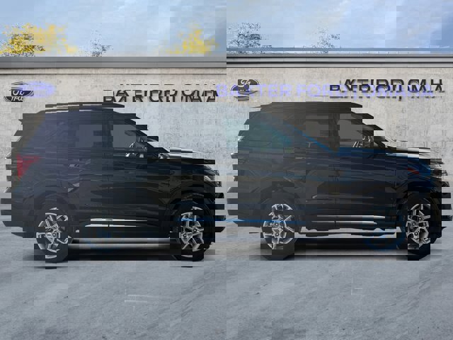 Certified 2025 Ford Explorer Active image 6