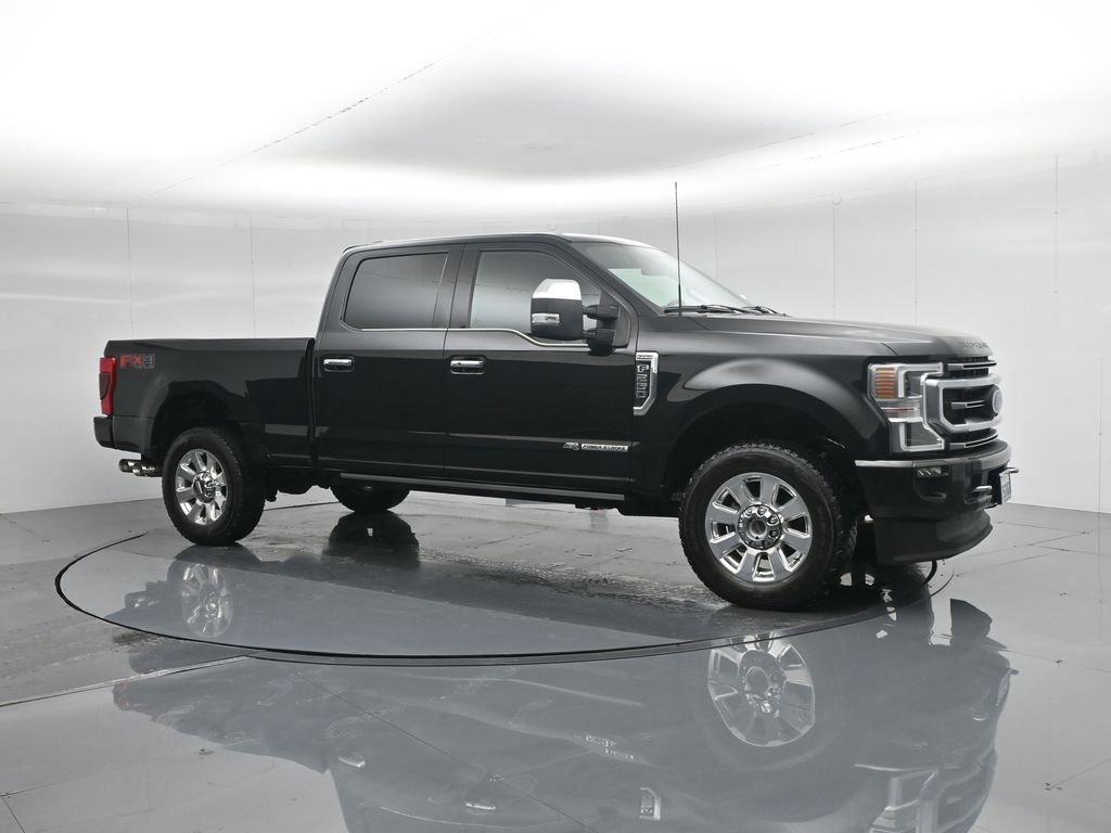 Certified 2022 Ford F250 Platinum w/ FX4 Off-Road Package image 4