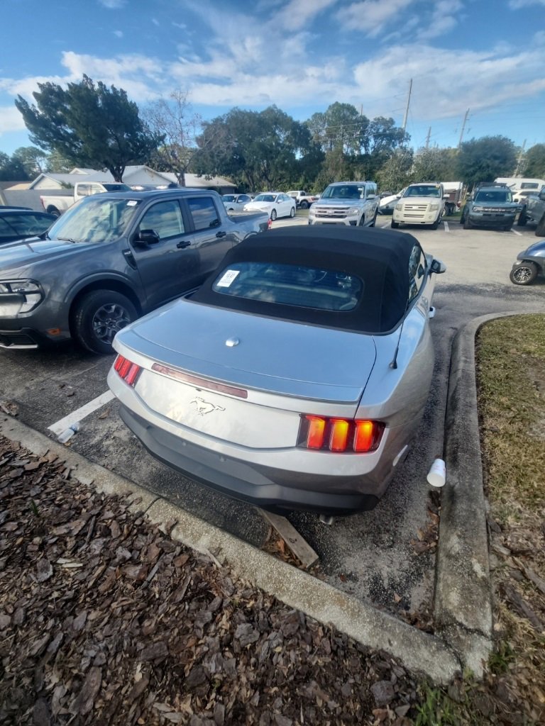 Certified 2024 Ford Mustang Premium image 8