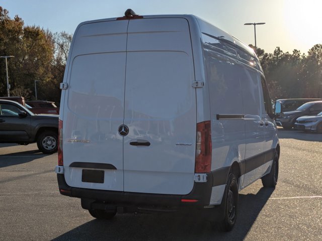 Used 2024 Mercedes-Benz Sprinter 2500 image 5
