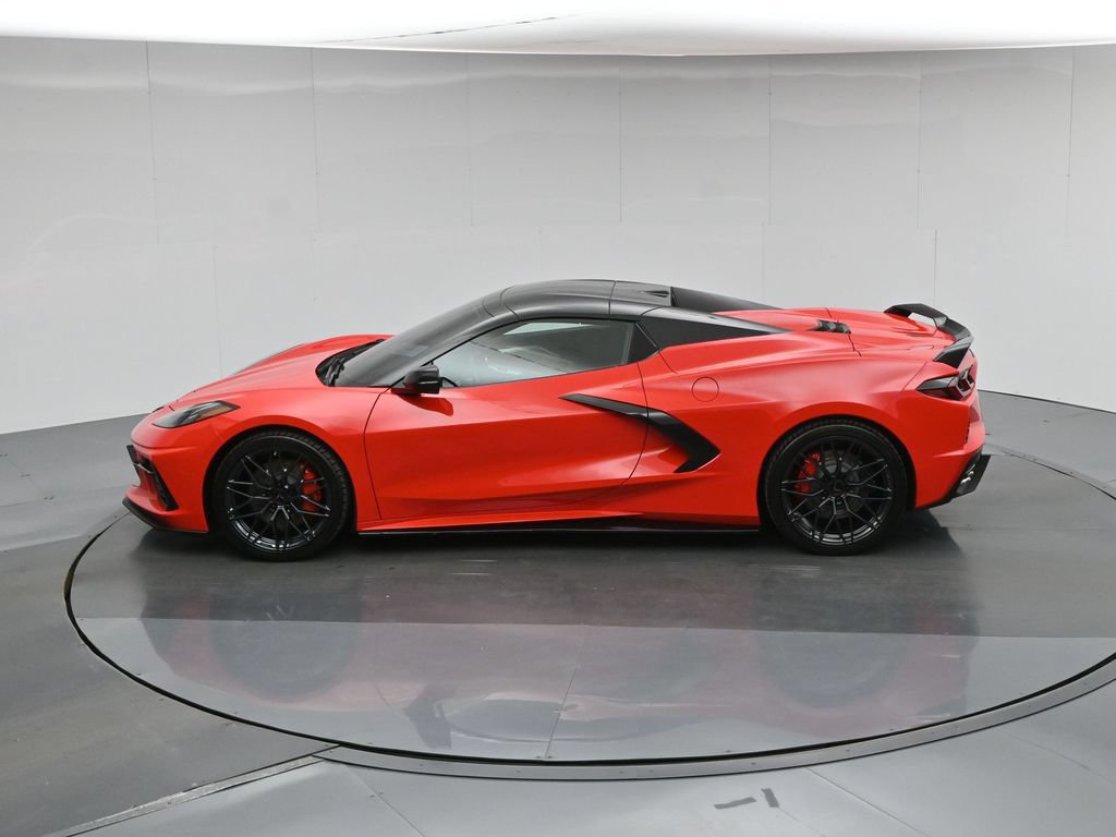Used 2021 Chevrolet Corvette Stingray Premium Conv w/ Z51 Performance Package RWD image 44