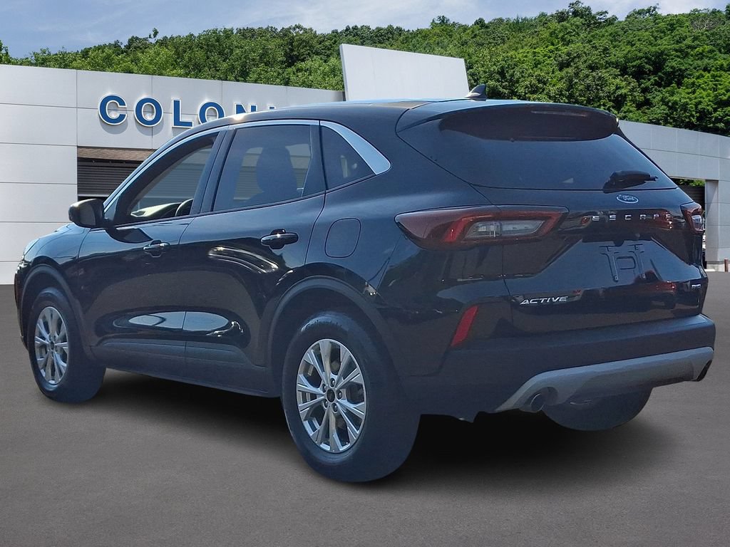 Certified 2023 Ford Escape Active w/ Tech Pack #1 AWD/4WD image 4