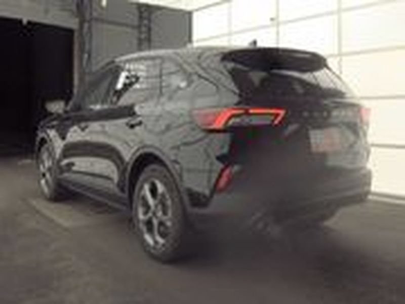 Certified 2026 Ford Escape ST-Line AWD/4WD image 6