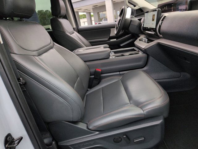 Certified 2025 Ford Expedition Max Active RWD image 33