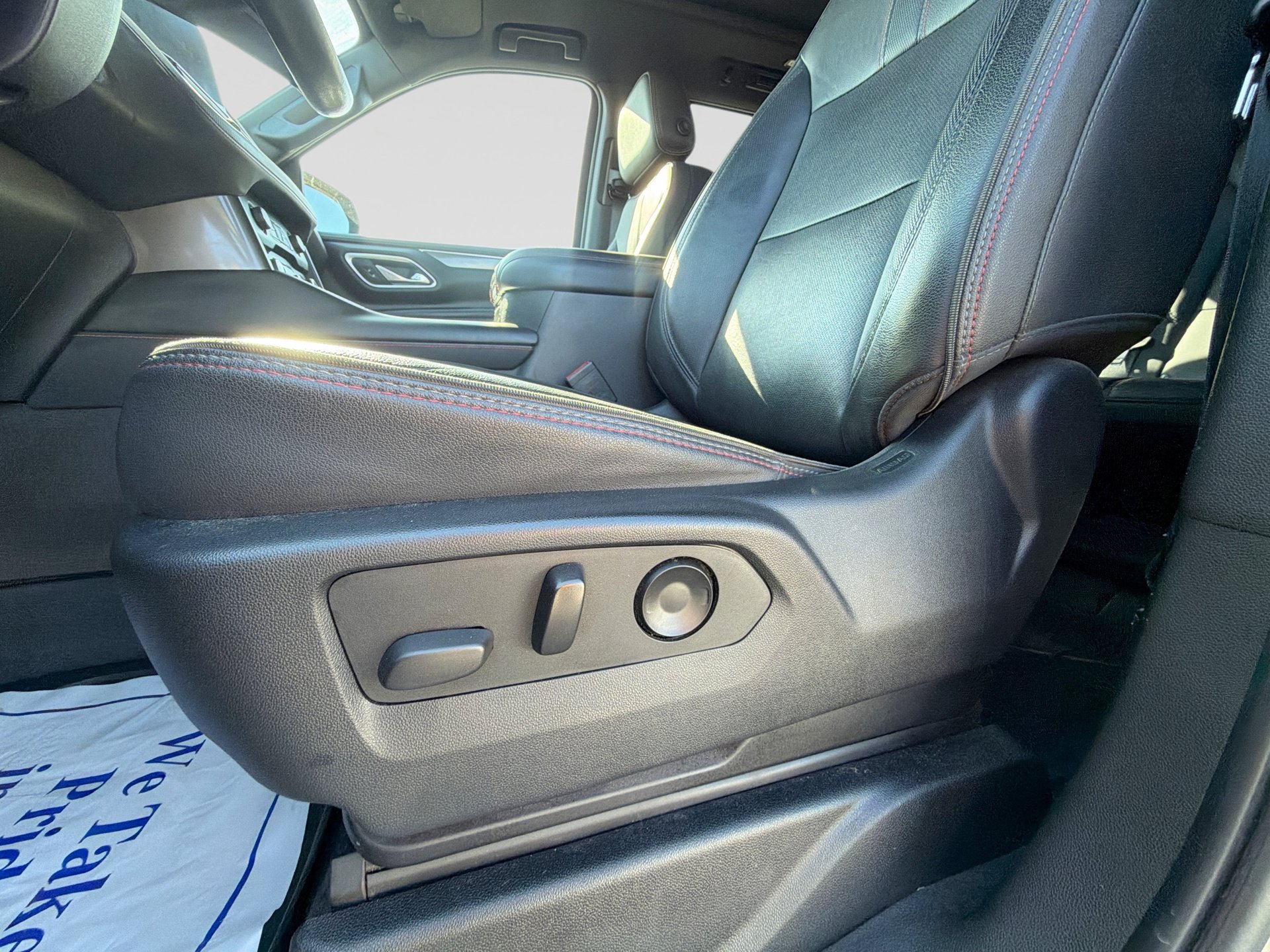 Used 2021 Chevrolet Tahoe RST AWD/4WD image 14