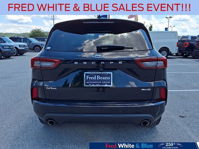Certified 2023 Ford Escape ST-Line w/ Tech Pack #1 AWD/4WD image 9