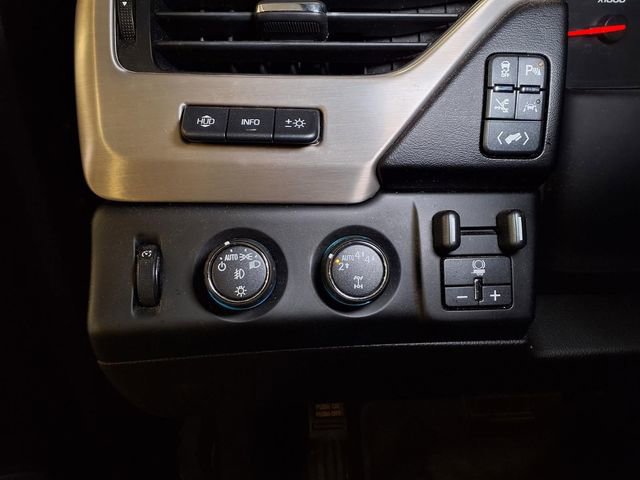 Used 2018 GMC Yukon Denali w/ Denali Ultimate Package AWD/4WD image 14