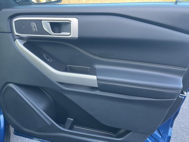 Certified 2022 Ford Explorer XLT w/ Equipment Group 202A image 43