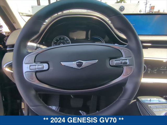 Used 2024 Genesis GV70 2.5T w/ Select Package AWD/4WD image 13