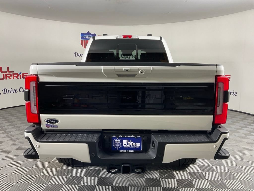 Certified 2025 Ford F250 Platinum w/ FX4 Off-Road Package AWD/4WD image 4