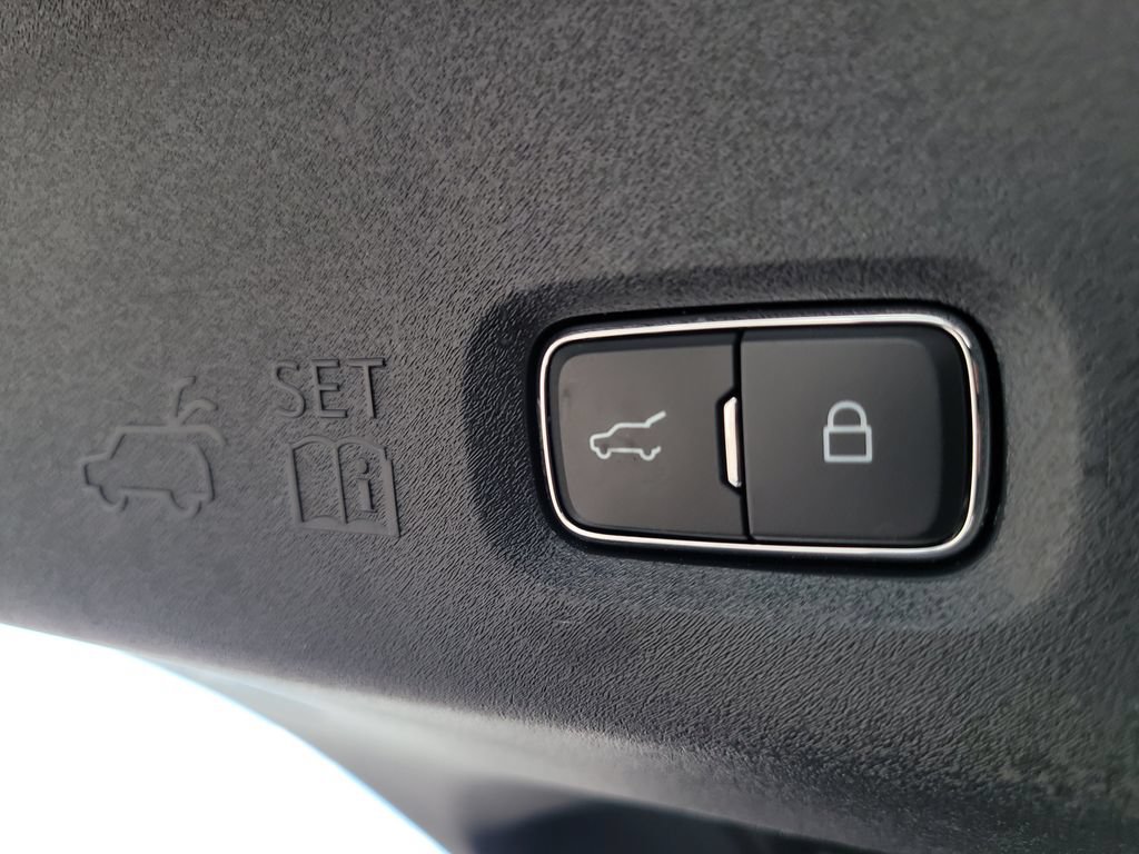 Certified 2025 Ford Expedition Tremor AWD/4WD image 8