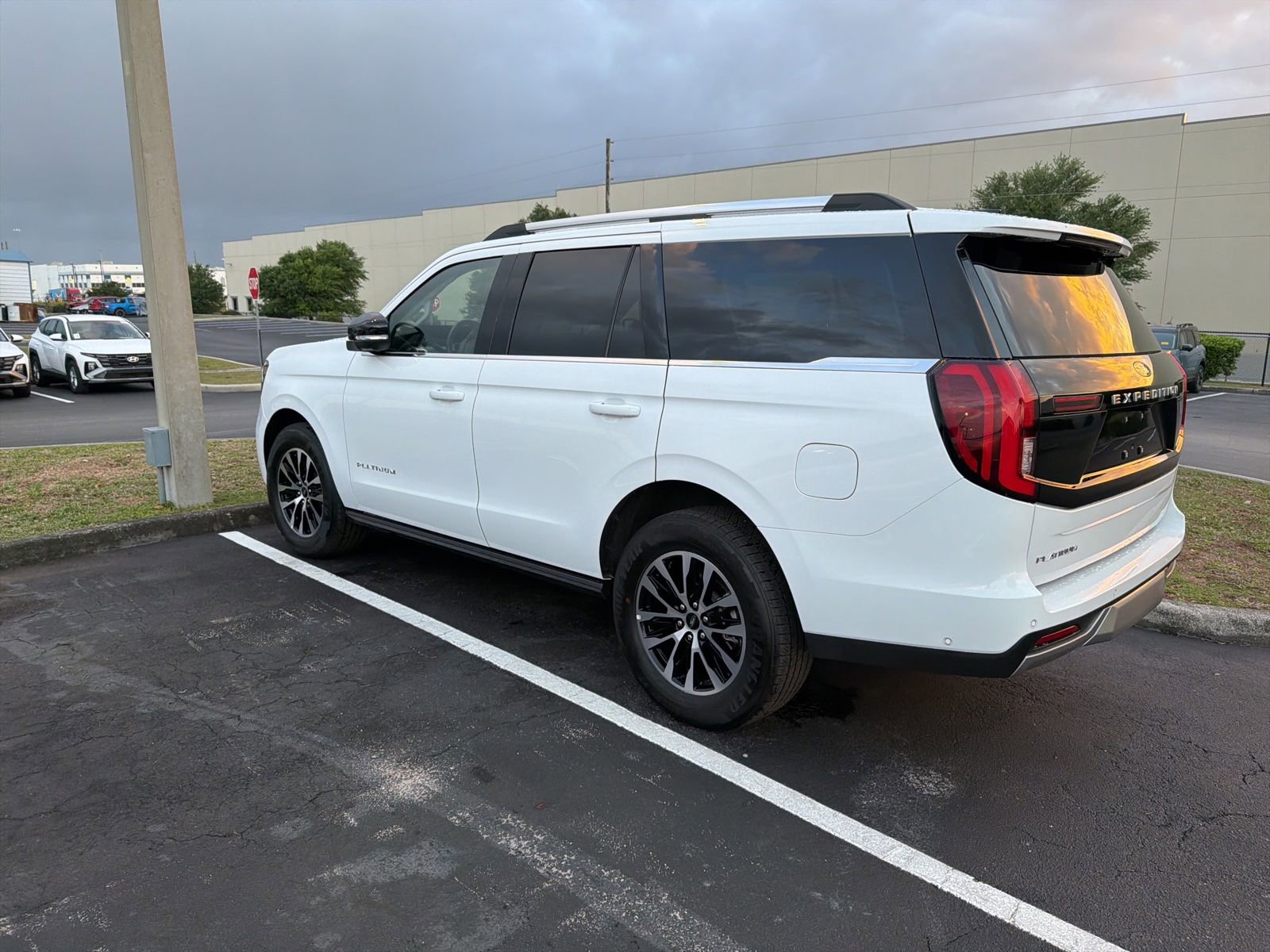 Certified 2025 Ford Expedition Platinum image 11