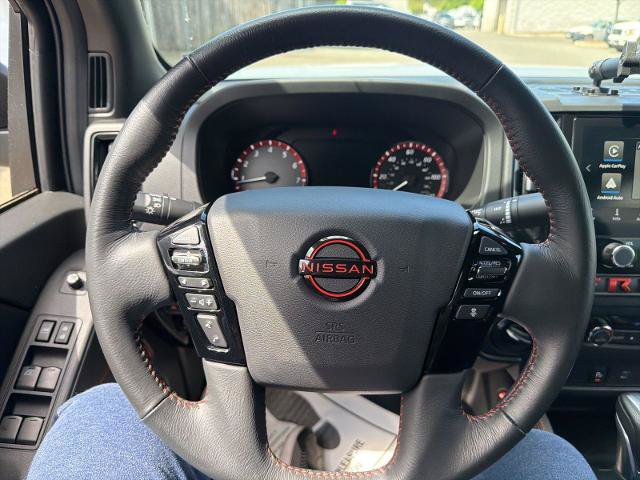 Used 2025 Nissan Frontier PRO-4X AWD/4WD image 17