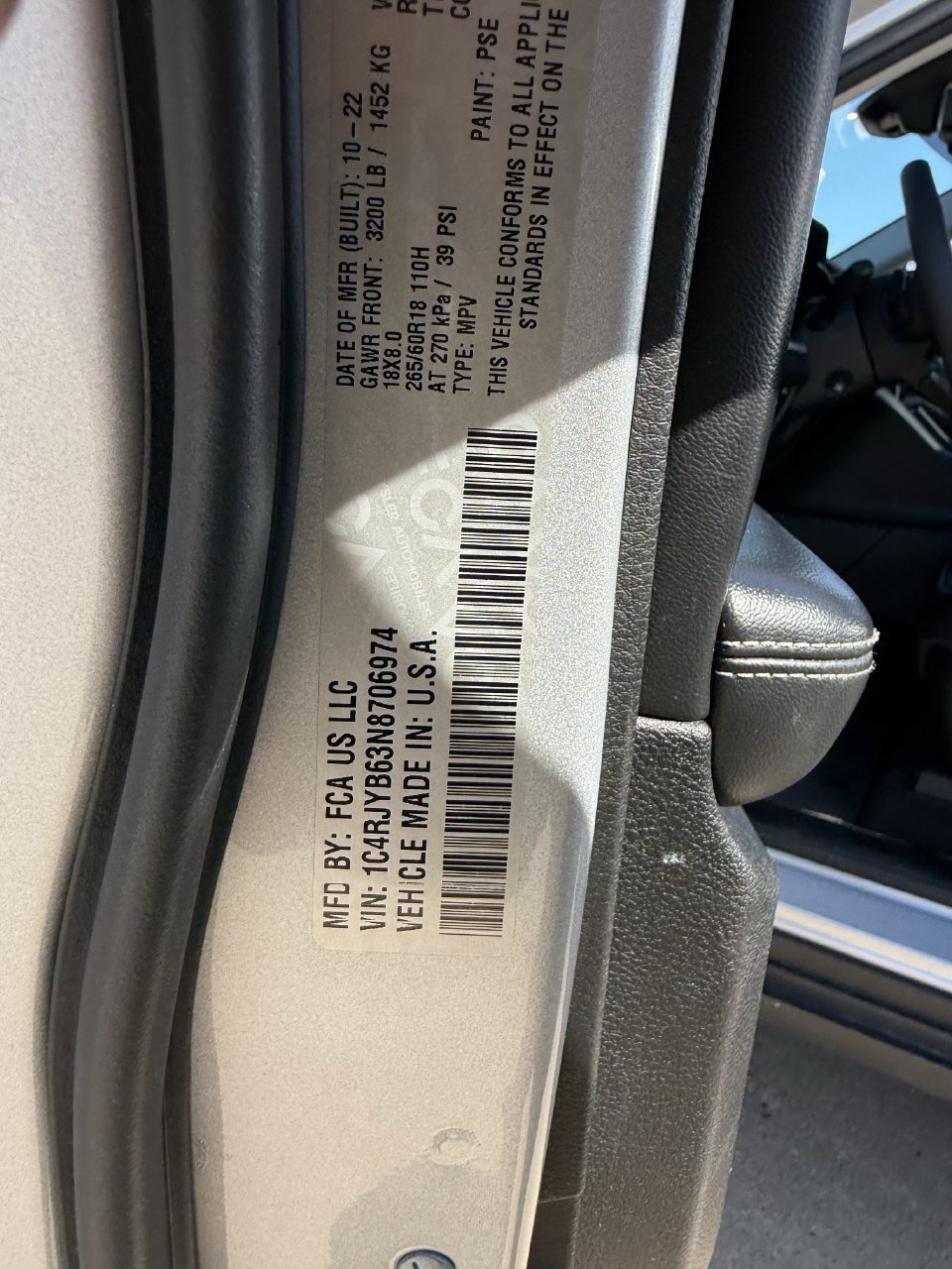 Used 2022 Jeep Grand Cherokee Limited 4xe w/ Luxury Tech Group II AWD/4WD image 32
