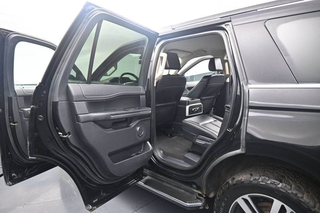 Certified 2023 Ford Expedition XLT AWD/4WD image 18