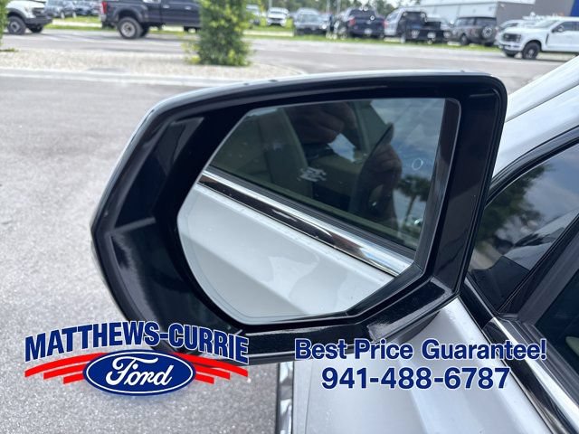 Used 2021 Chevrolet Tahoe Premier w/ Premium Package AWD/4WD image 8