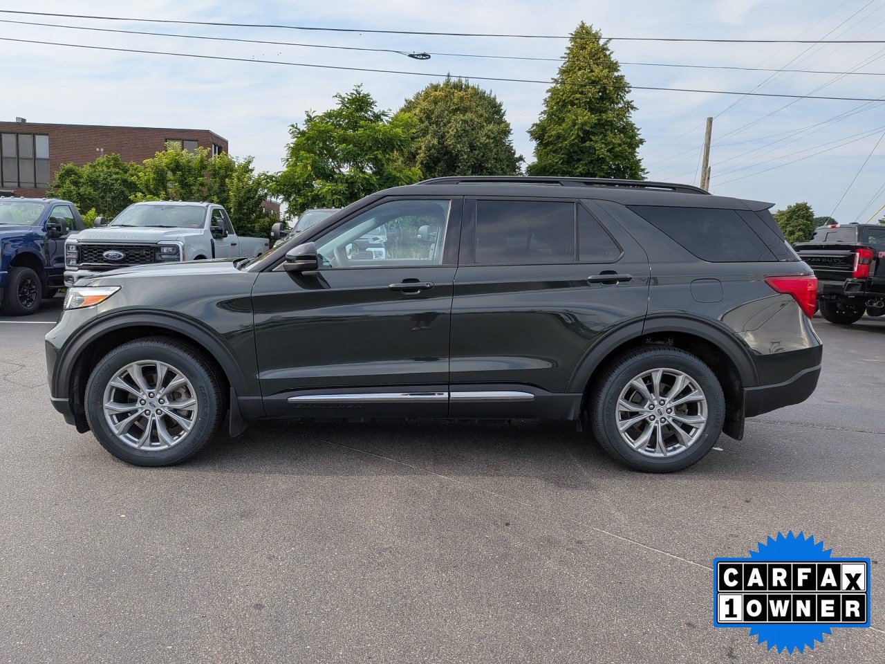 Certified 2023 Ford Explorer XLT w/ Equipment Group 202A AWD/4WD image 7