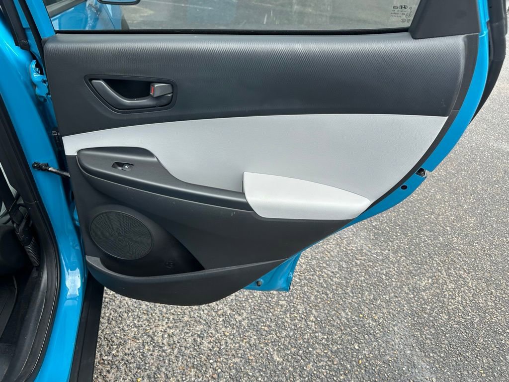 Used 2023 Hyundai Kona SEL FWD image 19