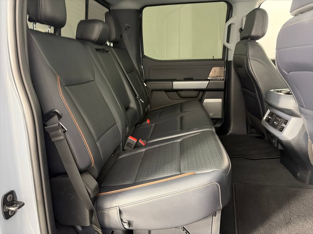 Certified 2025 Ford F350 Lariat AWD/4WD image 31