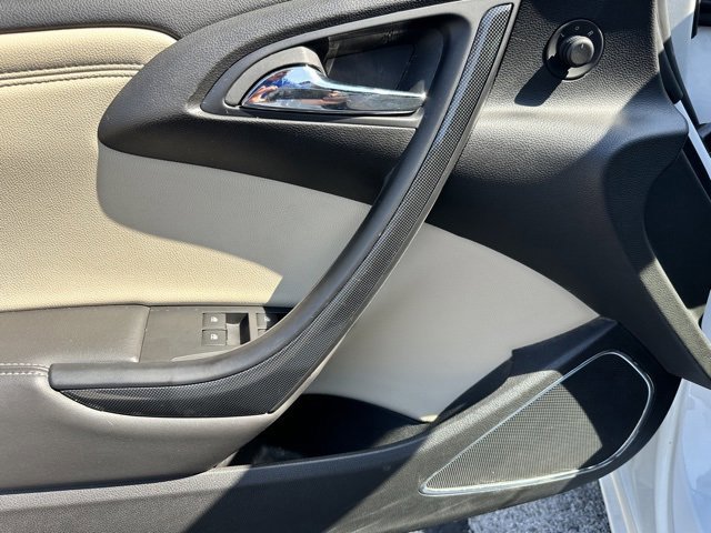 Used 2019 Buick Cascada Sport Touring image 9