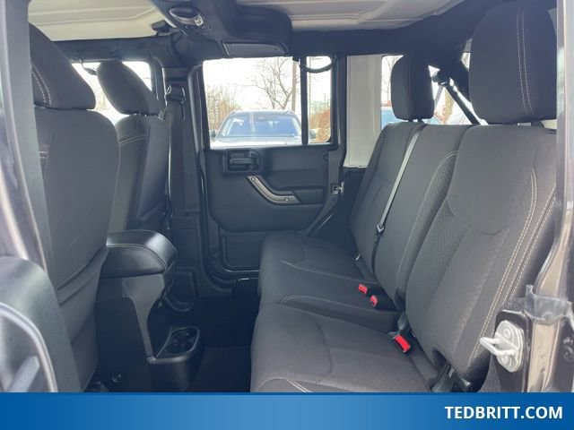 Used 2018 Jeep Wrangler Unlimited Sport image 12