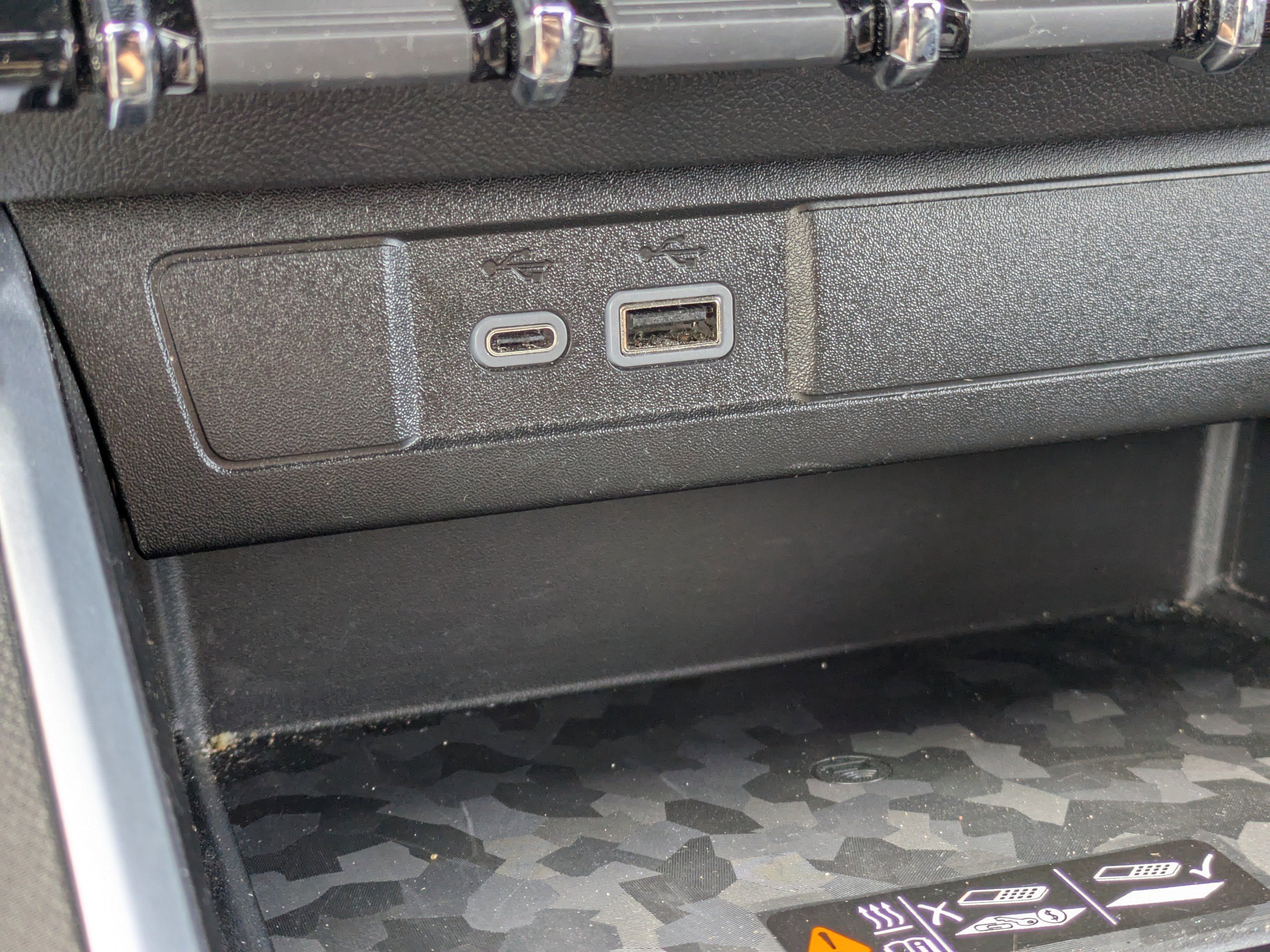 Used 2024 Chevrolet Colorado LT w/ LT Convenience Package II image 26