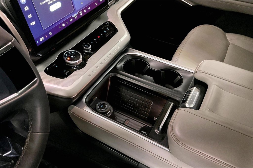 Certified 2025 Ford Expedition Max Active image 16