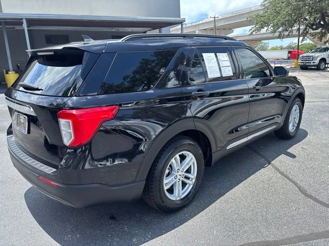 Certified 2024 Ford Explorer XLT RWD image 8