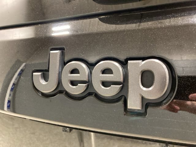 Used 2020 Jeep Grand Cherokee Limited X AWD/4WD image 31