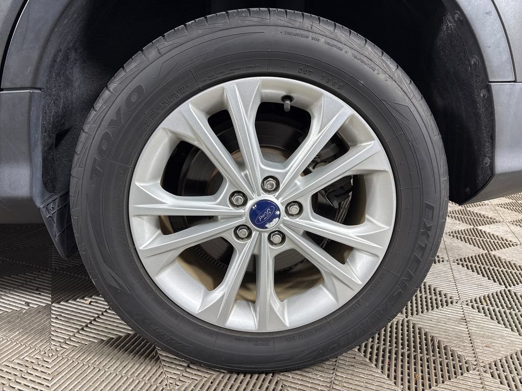 Certified 2017 Ford Escape SE FWD image 12