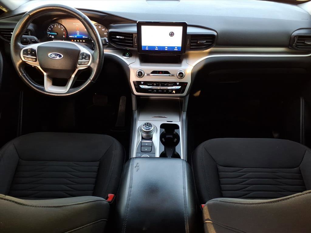 Certified 2021 Ford Explorer XLT w/ Class III Trailer Tow Package image 17