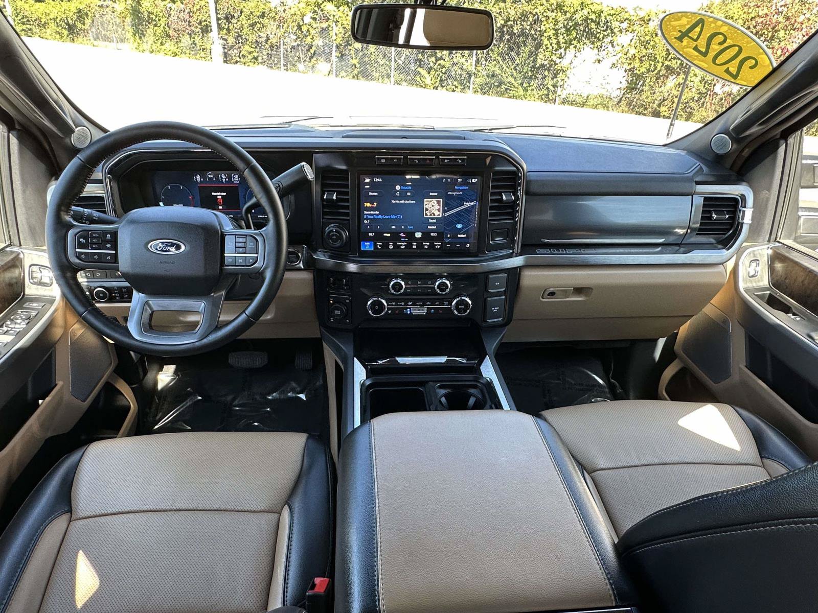 Certified 2024 Ford F250 Lariat w/ Lariat Ultimate Package AWD/4WD image 7